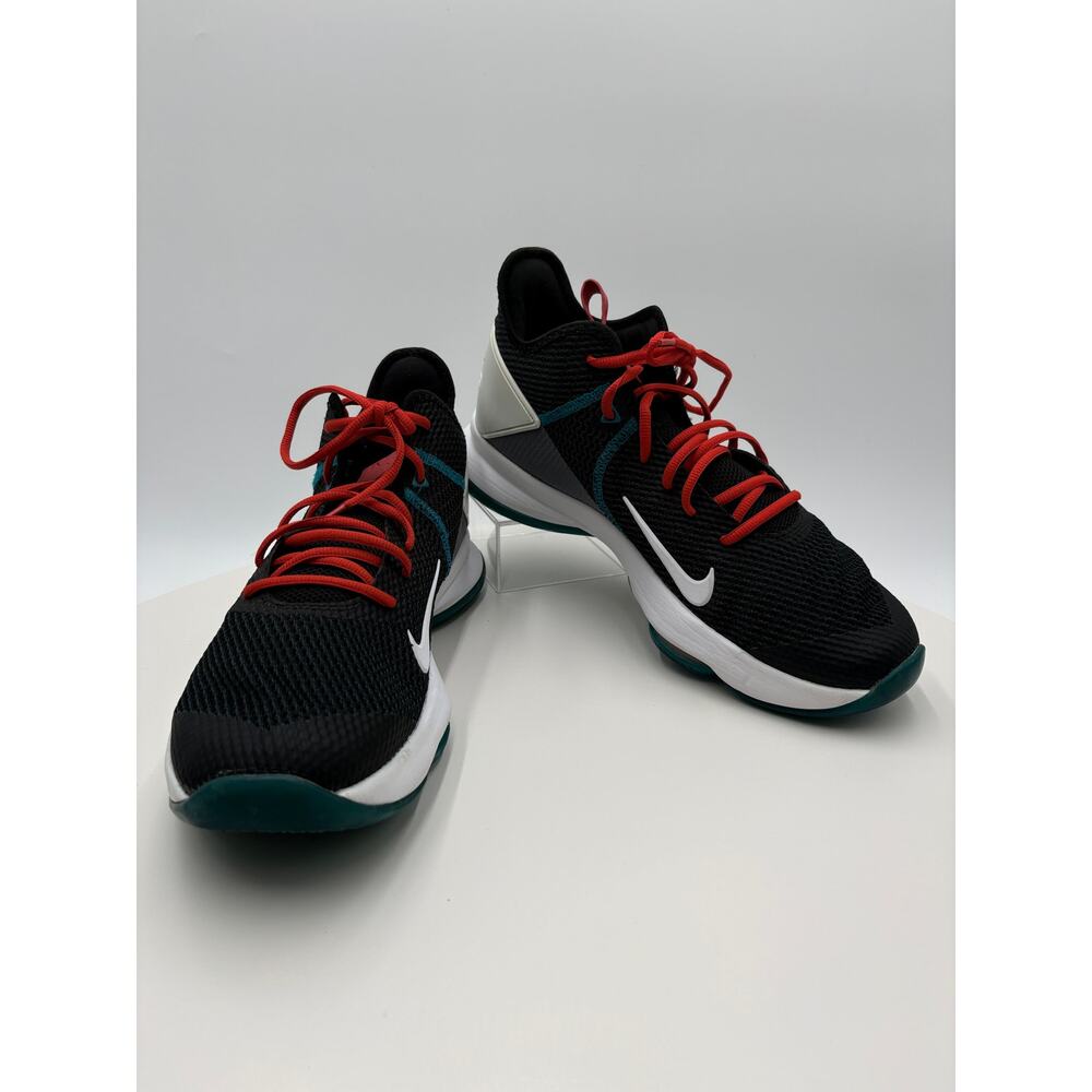 Nike Lebron Witness 3